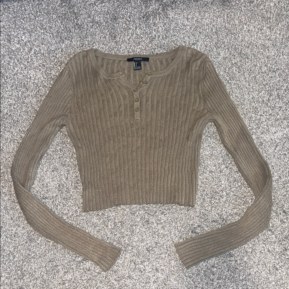 Forever 21 Buttoned Ribbed Knit Top in Brown